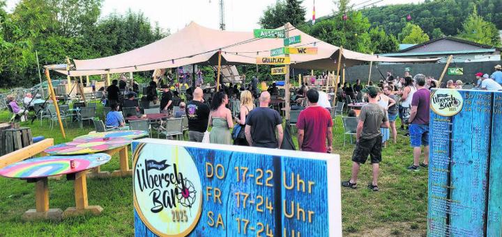 Der neue Standort der Übersehbar entpuppt sich als Glücksfall, das Areal wirkt kompakter, übersichtlicher und gemütlicher. Bilder: Chregi Hansen