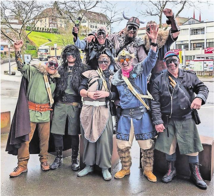 Die Neuenburger Tambouren suchen Männer und Frauen, die an der Fasnacht 2027 bei ihnen mitmachen wollen. Bild: zg Die Neuenburger Tambouren suchen Männer und Frauen, die an der Fasnacht 2027 bei ihnen mitmachen wollen. Bild: zg