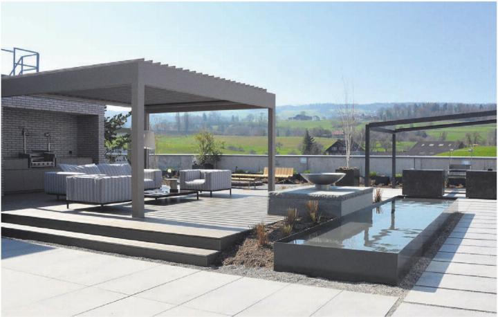 Eines von verschiedenen Beispielen der Terrassen- und Gartengestaltung, die neu im Rooftop-Showroom zu sehen sind.