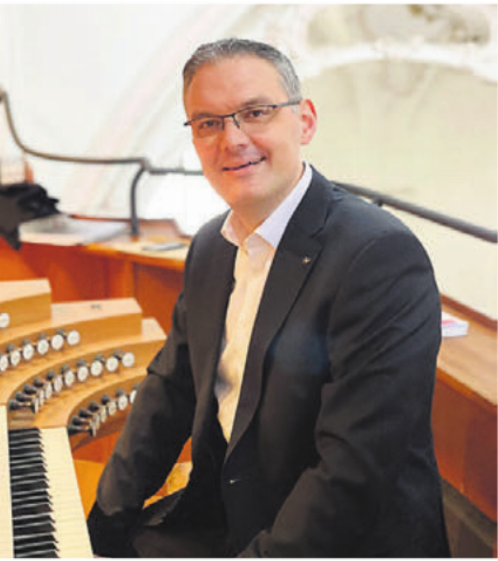 Stephan Kreutz spielt am 10. Mai auf der Metzler-Orgel in der Kirche Villmergen.    Bild: pd