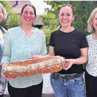 Jubiläum mit ganz vielen Wow-Momenten - Der Vorstand mit (von links) Aktuarin Nadine Lang, Vizepräsidentin Anja Muster, Präsidentin Susanne Döbeli und Beisitzerin Eveline Meyer lud die Mitglieder zu einem besonderen Anlass ein. Es fehlt Daniela Rogenmoser (Kassierin). Bilder: zg