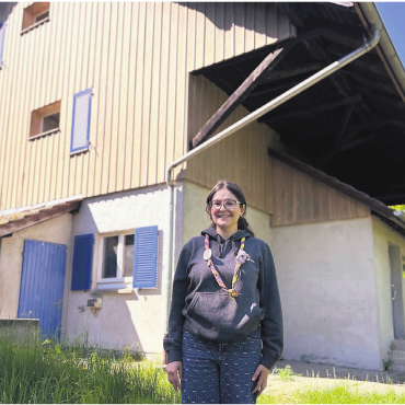 Vom Paradies zum Sanierungsfall - Das Pfadiheim in Rudolfstetten ist das Zuhause der Pfadi Alpha Centauri. «Mit dem Umschwung dazu ist es eigentlich ein Schmuckstück», sagt Daniela Hackl. Leider mache der Zustand die Nutzung jedoch nicht mehr möglich. Bilder: Sabrina Salm / zg