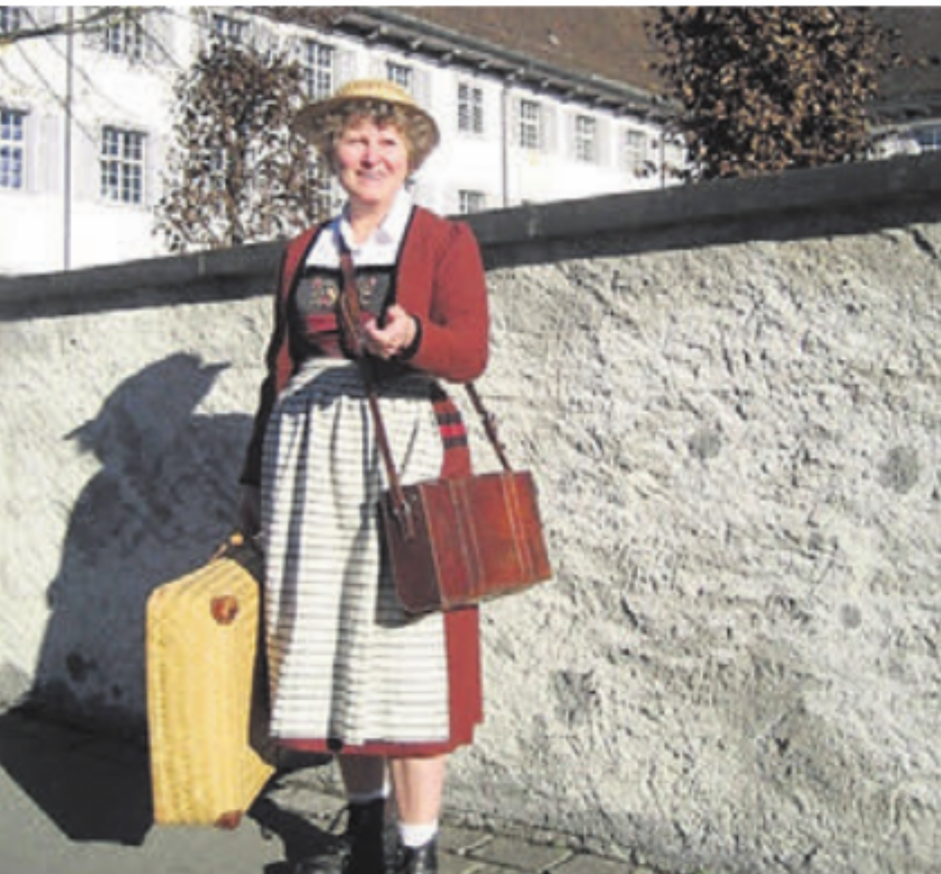 Babette, die Briefträgerin, weiss ganz viel über das Kloster. Bild: zg - Das Bild wird blockiert. – Möglicherweise durch einen aktiven Adblocker.