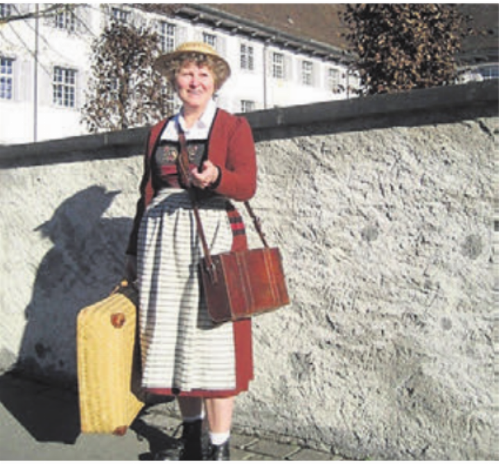 Babette, die Briefträgerin, weiss ganz viel über das Kloster. Bild: zg