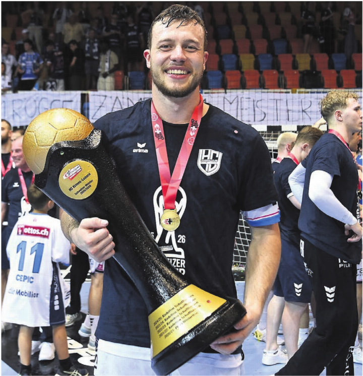 Hat mit dem HC Kriens-Luzern Schweizer Handballgeschichte geschrieben: Marc Bader. Die Innerschweizer holen zum ersten Mal den Meistertitel. Bild: Alexander Wagner Hat mit dem HC Kriens-Luzern Schweizer Handballgeschichte geschrieben: Marc Bader. Die Innerschweizer holen zum ersten Mal den Meistertitel. Bild: Alexander Wagner