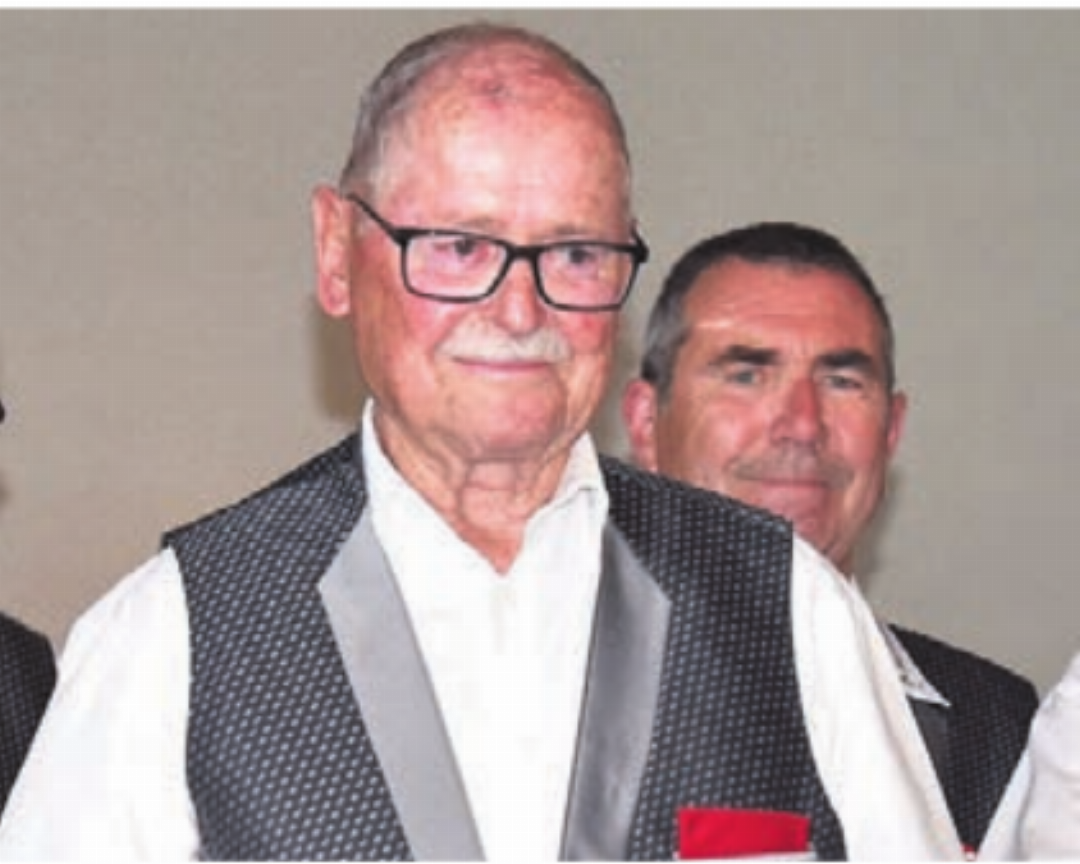 Bruno Fleischli vom MC Oberwil-Lieli genoss seine Ehrung zu 60 Jahren. Bruno Fleischli vom MC Oberwil-Lieli genoss seine Ehrung zu 60 Jahren.