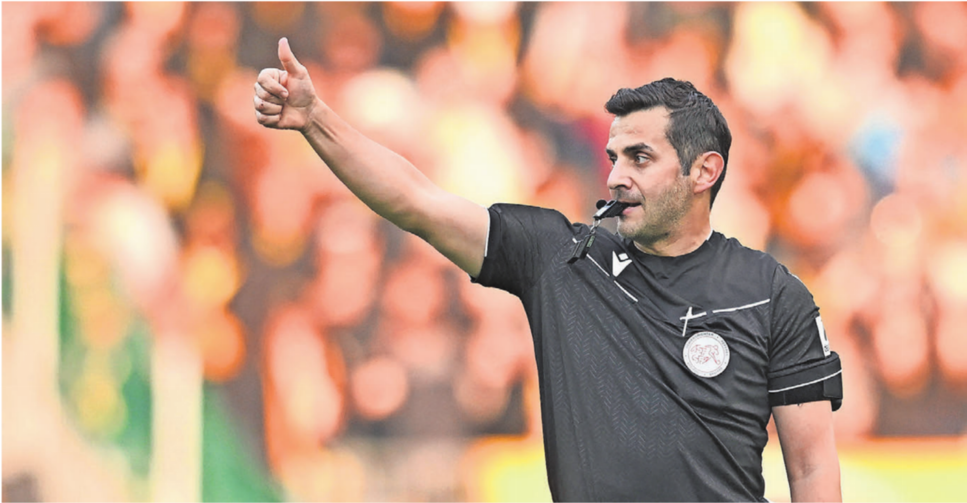 Fedayi San aus Arni wird an der Fussball-WM als Video Assistant Referee (VAR) im Einsatz sein und will «einen guten Job machen».    Bild: Freshfocus - Das Bild wird blockiert. – Möglicherweise durch einen aktiven Adblocker.
