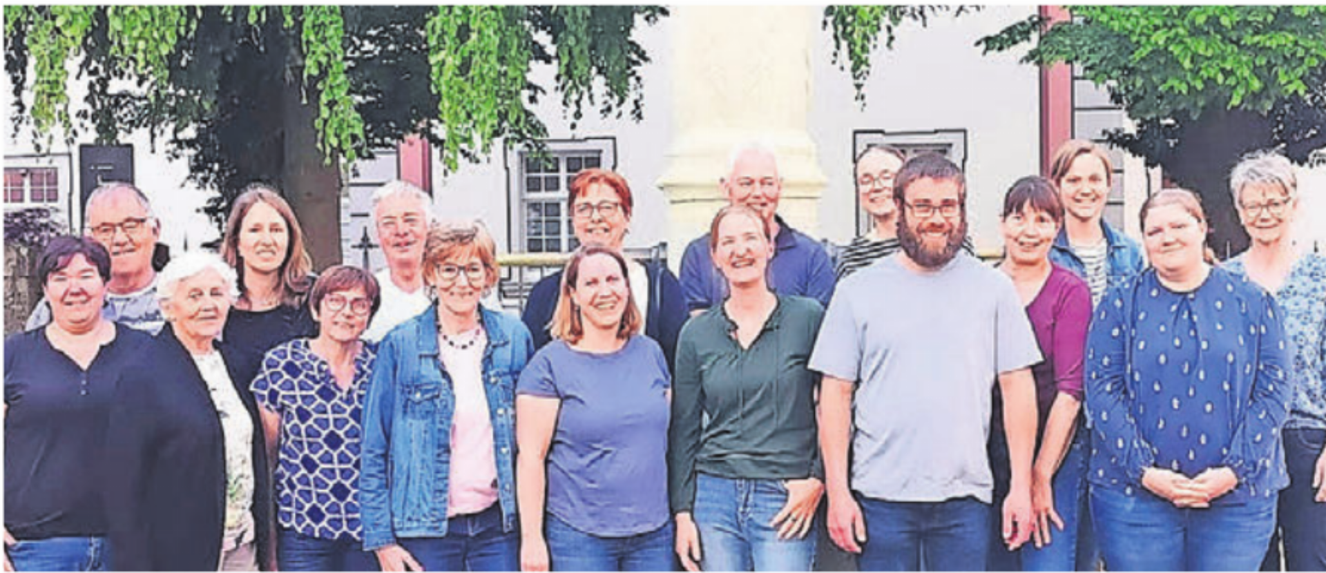 Die «Trachtetanzlüüt Chloschterdorf» treten in Aesch auf, am 17. Juni sind sie zudem im St. Martin zu Gast.    Bild: zg - Das Bild wird blockiert. – Möglicherweise durch einen aktiven Adblocker.