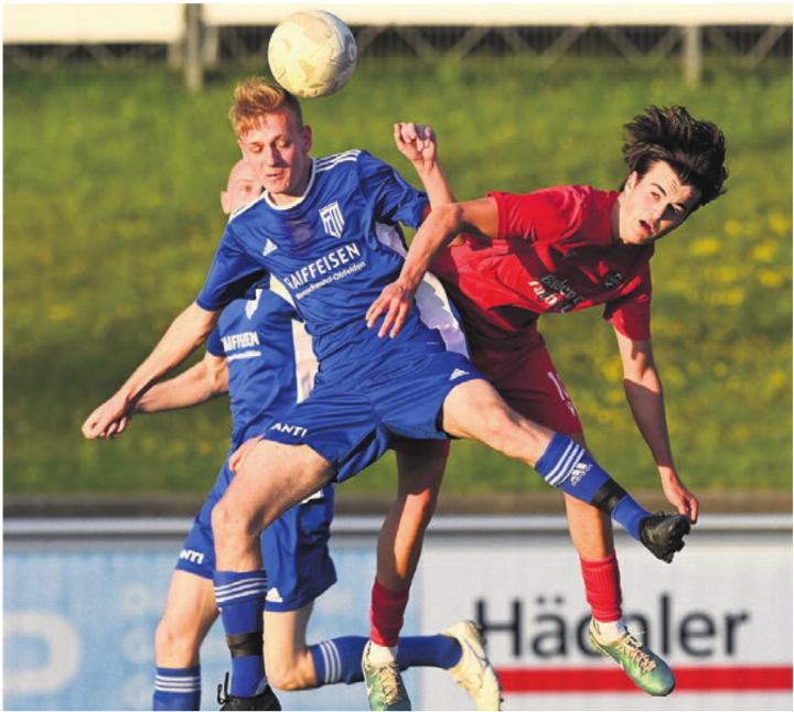 Der FC Merenschwand (links) erlebt keinen Höhenflug, aber spielt eine ordentliche Saison. Hier im Spiel vom letzten Wochenende gegen Baden III. Bild: awa