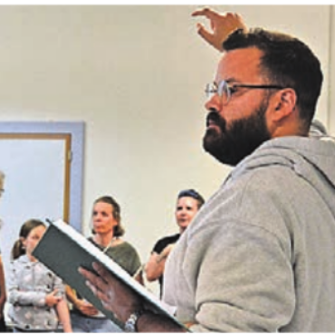 Heiter, aber nicht plump - Regisseur Patrick Grob. Bild: ake