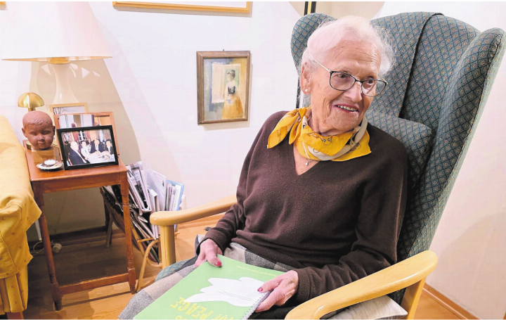 Seit 1969 lebt Edith Notowicz in Norwegen. Am 28. Oktober 2025 erhielt sie die Verdienstmedaille des Königs. Sie wurde für ihren Einsatz für Vergebung, Hoffnung und Inklusion geehrt. Bild: zg Seit 1969 lebt Edith Notowicz in Norwegen. Am 28. Oktober 2025 erhielt sie die Verdienstmedaille des Königs. Sie wurde für ihren Einsatz für Vergebung, Hoffnung und Inklusion geehrt. Bild: zg