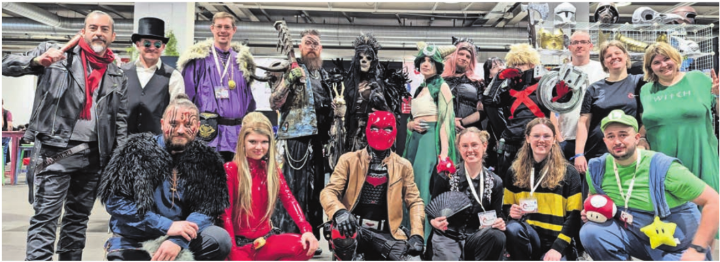 Die Mitglieder des Cosplay-Ateliers Bremgarten freuen sich auf zahlreiche begeisterte Besucherinnen und Besucher, die diesen Tag gemeinsam mit ihnen verbringen möchten. Bild: zg