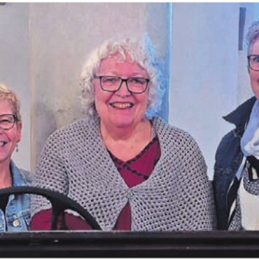Das Herz berühren - Sie gestalteten die Maiandacht, von links: Agi Stierli, Gertrud Laube, Susanne Strebel. Bild: zg