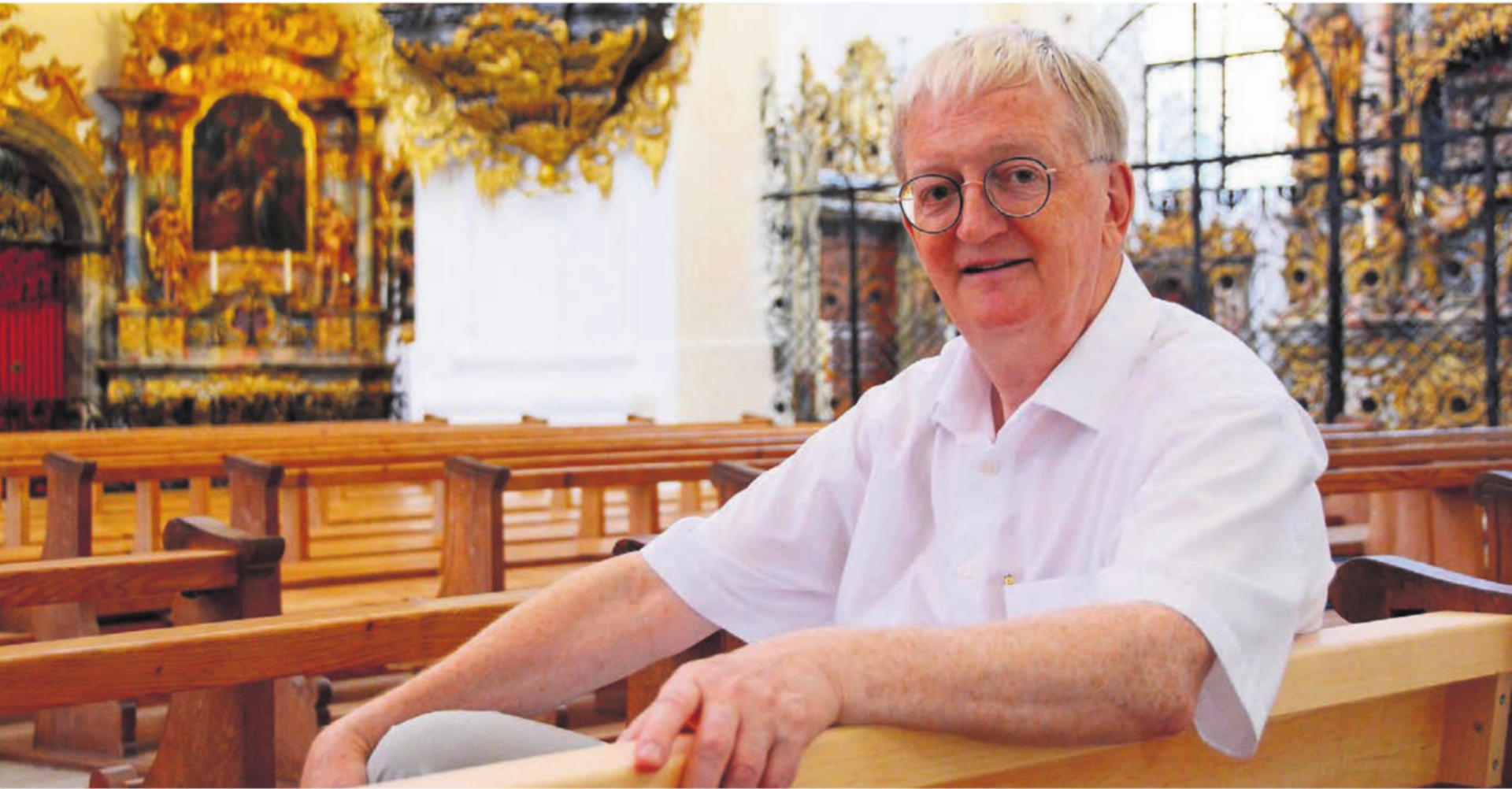 Peter Hochuli in der Klosterkirche. Als Präsident der Freunde der Klosterkirche, als Klosterführer und als Murimoos-Präsident bleibt er mit Muri eng verbunden. Bild: Annemarie Keusch - Das Bild wird blockiert. – Möglicherweise durch einen aktiven Adblocker.