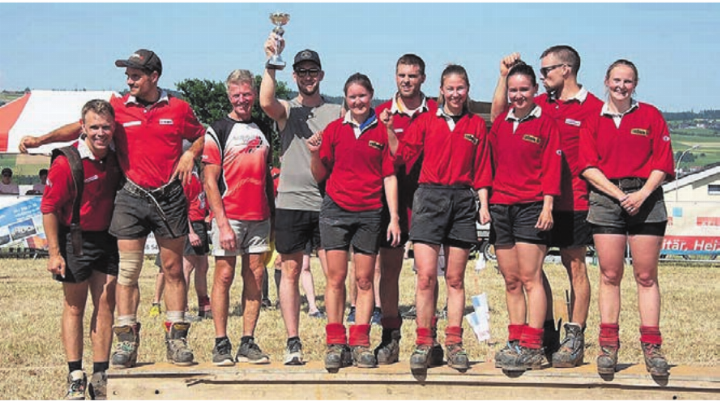 Das Sinser Mixed-Team freut sich über den Tagessieg. Bild: zg