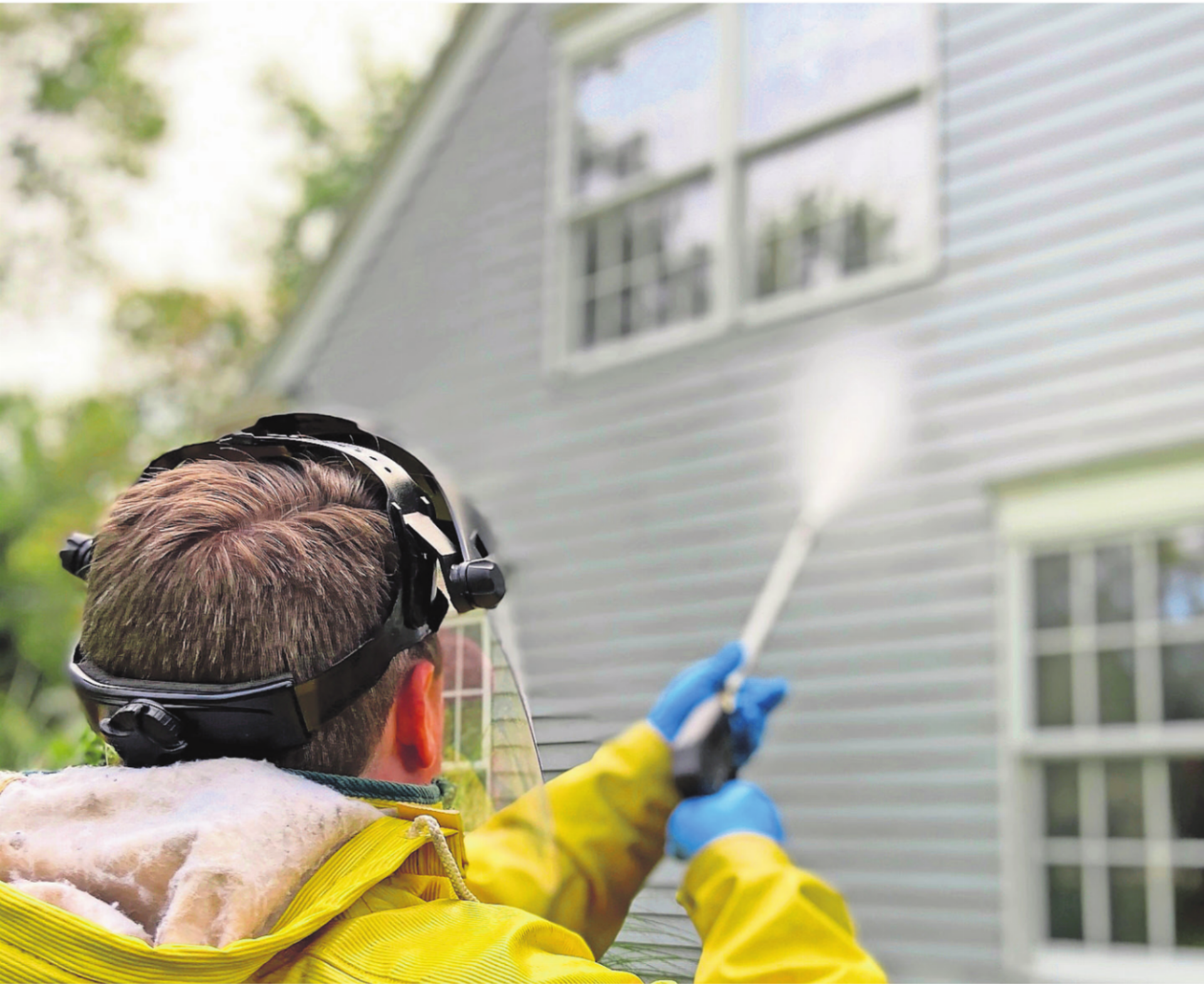 Ein Handwerker führte mit seinen zwei Söhnen Arbeiten an einem Haus aus – über den Preis dafür wurde jetzt vor Gericht gestritten. Bild: pixabay - Das Bild wird blockiert. – Möglicherweise durch einen aktiven Adblocker.