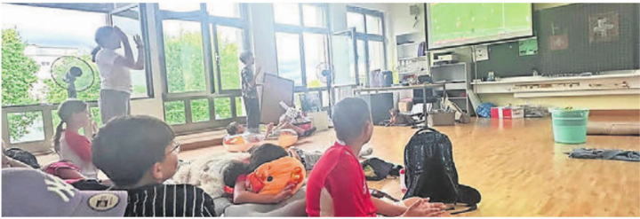 Ein unvergessliches Fussballerlebnis zum Abschluss des Schuljahres.    Bild: zg