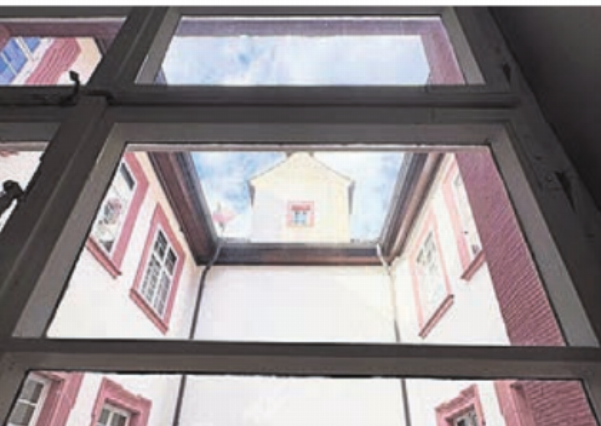 Blick in den Innenhof. Bild: zg - Das Bild wird blockiert. – Möglicherweise durch einen aktiven Adblocker.