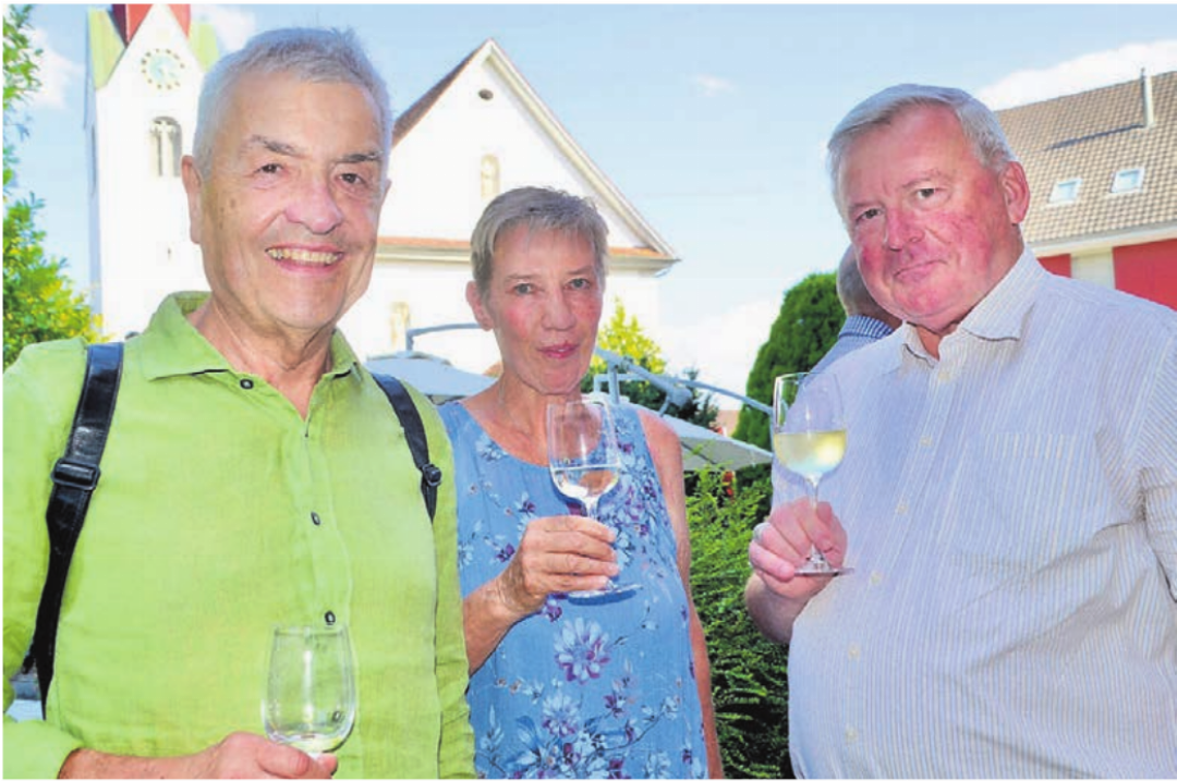 Walter Küng (l.), Autor und Regisseur, mit OK-Präsidentin Irene Hofstetter und Weihbischof Josef Stübi. Walter Küng (l.), Autor und Regisseur, mit OK-Präsidentin Irene Hofstetter und Weihbischof Josef Stübi.