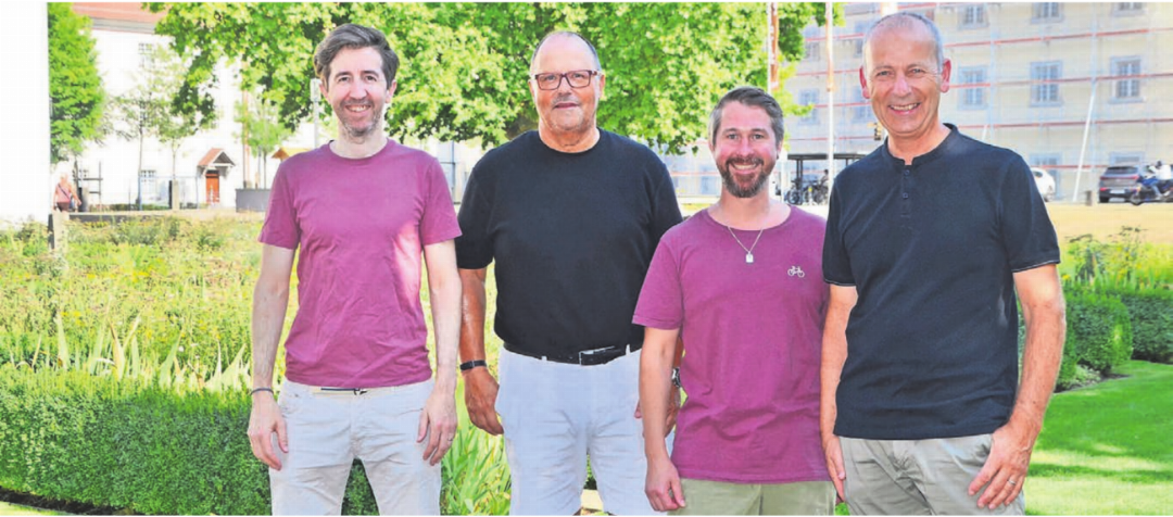 Freuen sich auf das grosse Fest in Muri, von links: Tobias Holzer (Projektleiter Gedenkjahr), Urs Strebel, Pascal Losenegger und Stefan Staubli (OK-Präsident). Bilder: Thomas Stöckli Freuen sich auf das grosse Fest in Muri, von links: Tobias Holzer (Projektleiter Gedenkjahr), Urs Strebel, Pascal Losenegger und Stefan Staubli (OK-Präsident). Bilder: Thomas Stöckli